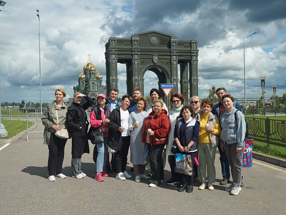 МБОУ ДО ДТДМ: педагоги в отпуске вместе